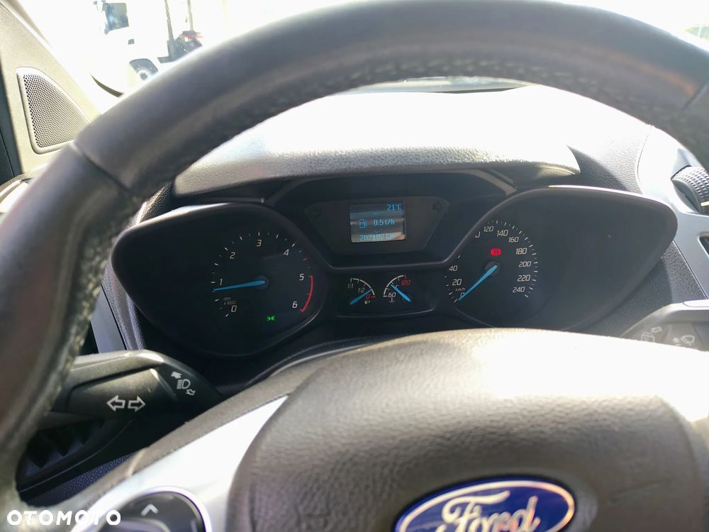 Ford Tourneo Connect Grand - 29