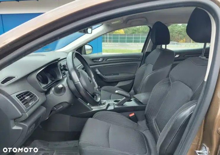 Renault Megane 1.2 Energy TCe Zen - 8