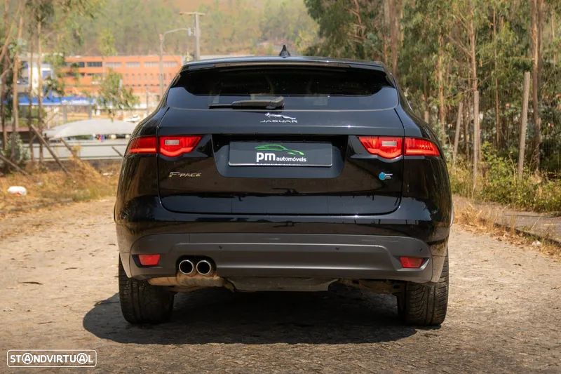 Jaguar F-Pace 20d R-Sport - 22