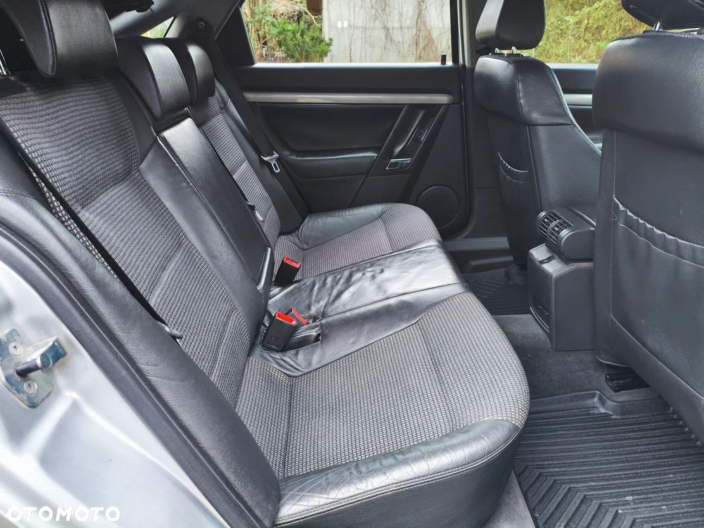 Opel Vectra 1.9 CDTI Sport / GTS - 13