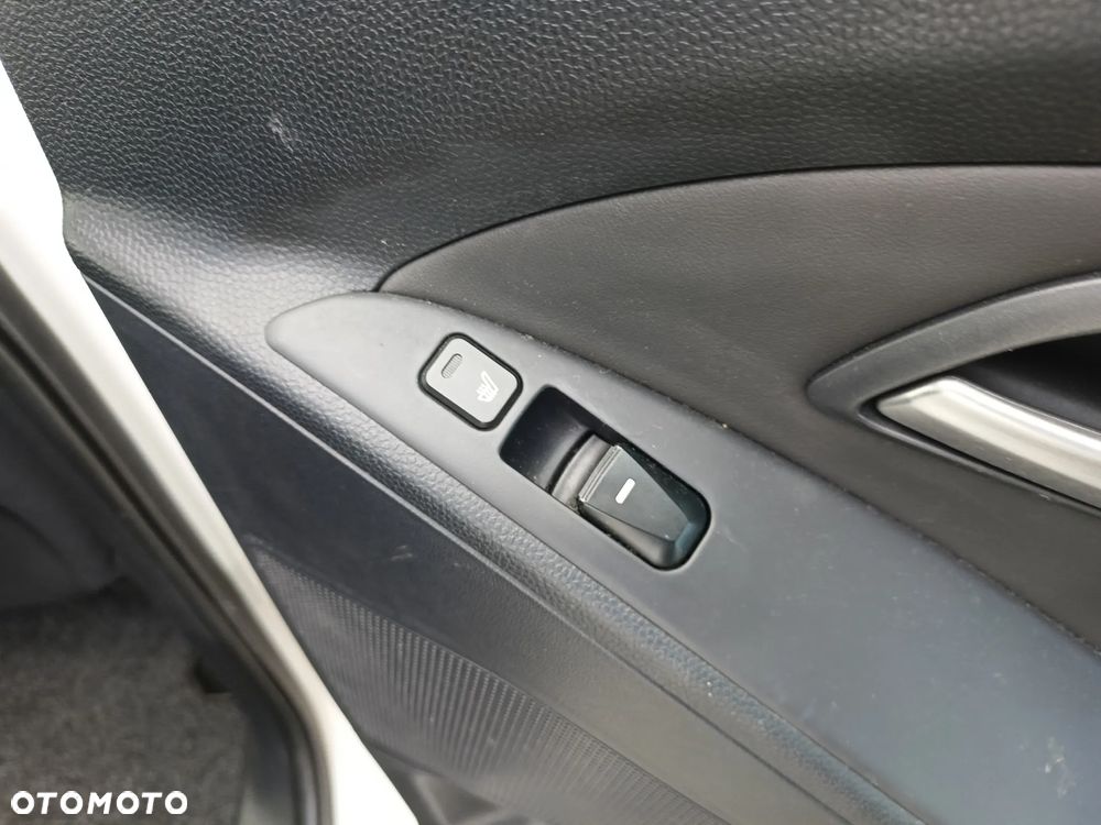 Hyundai ix35 2.0 4WD Premium - 19