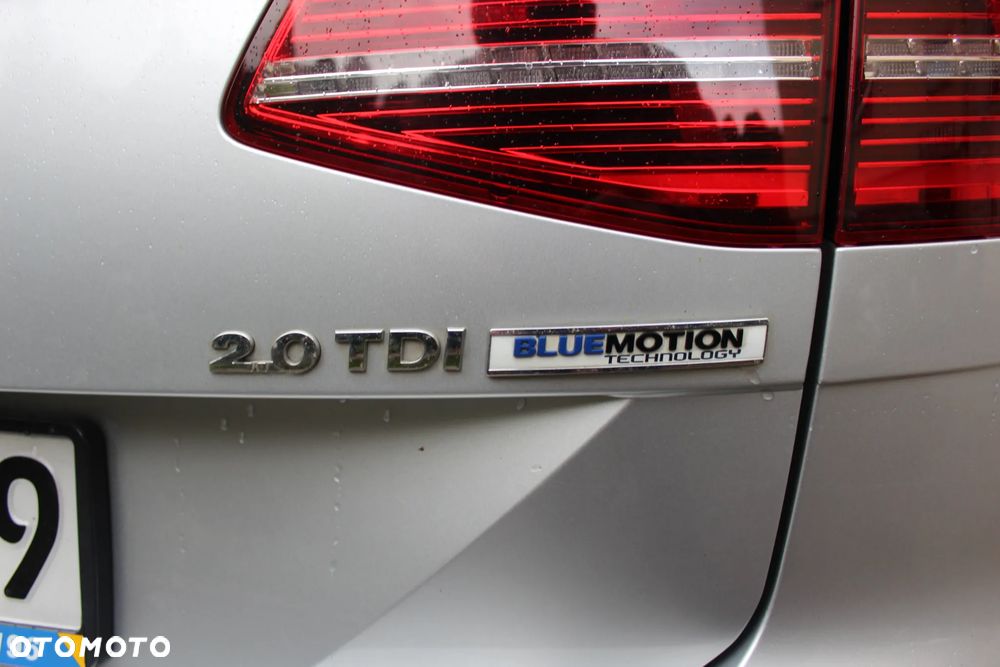Volkswagen Passat - 26