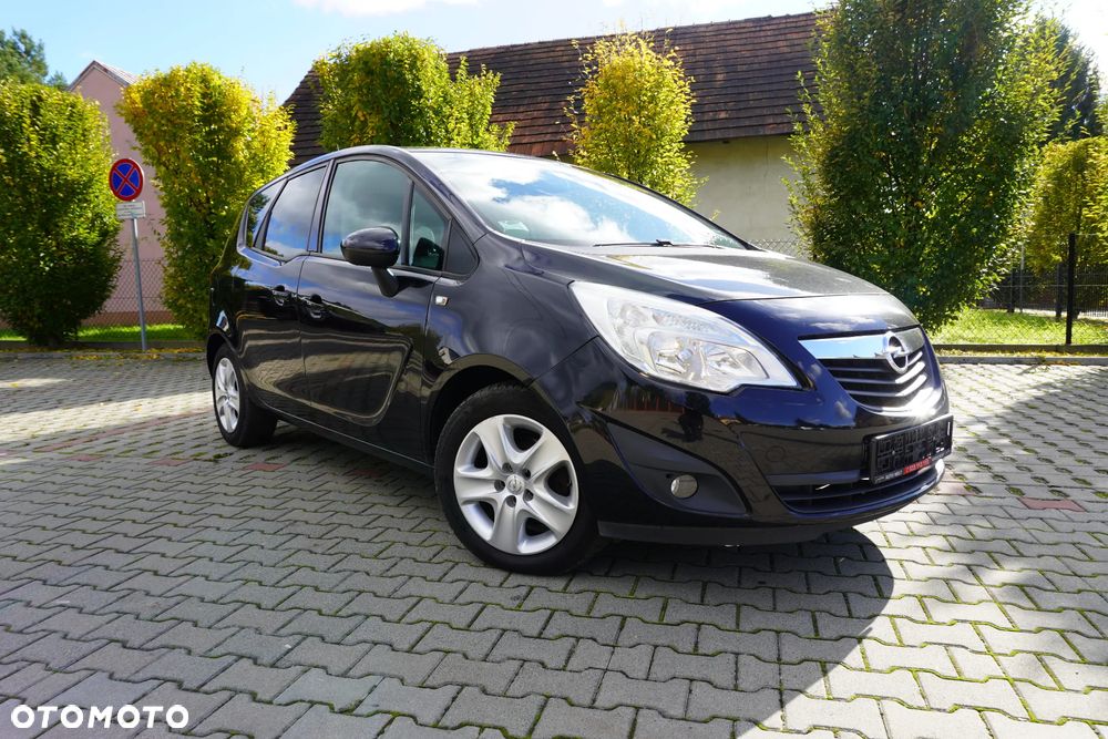 Opel Meriva 1.4 T Cosmo S&S - 13