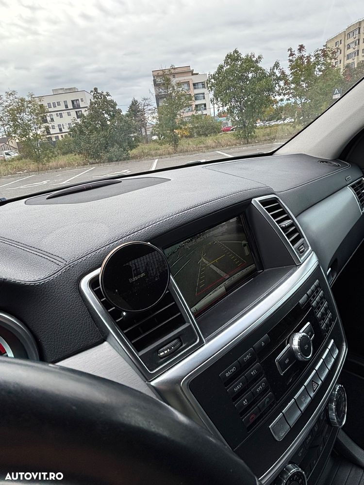 Mercedes-Benz ML 350 BlueTec 4MATIC Aut - 15