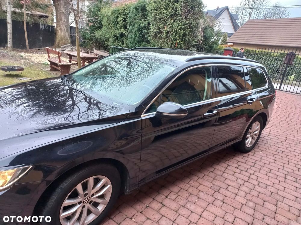 Volkswagen Passat - 8