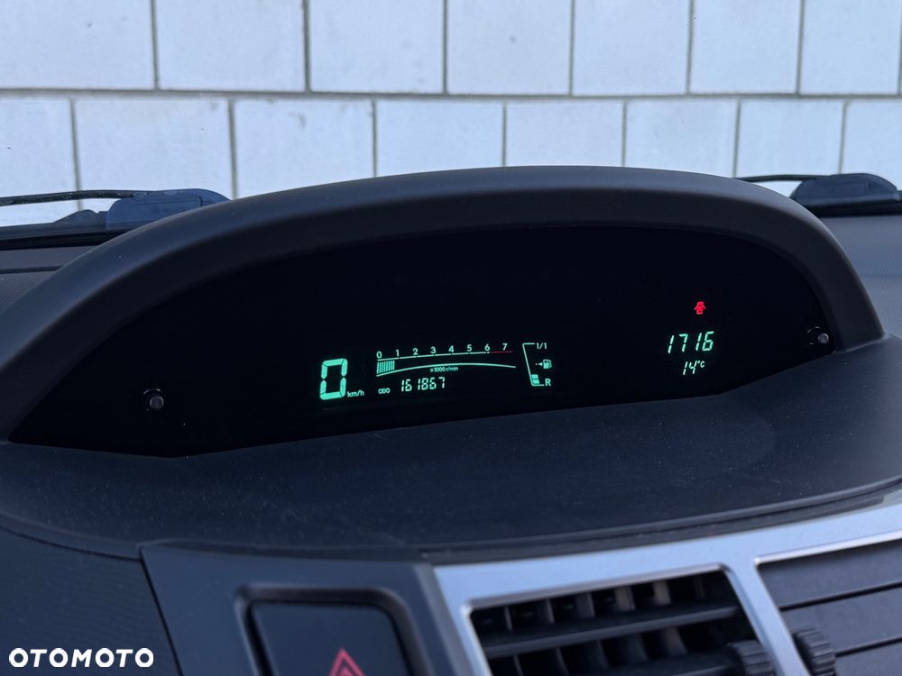 Toyota Yaris 1.0 Premium EU6 - 29