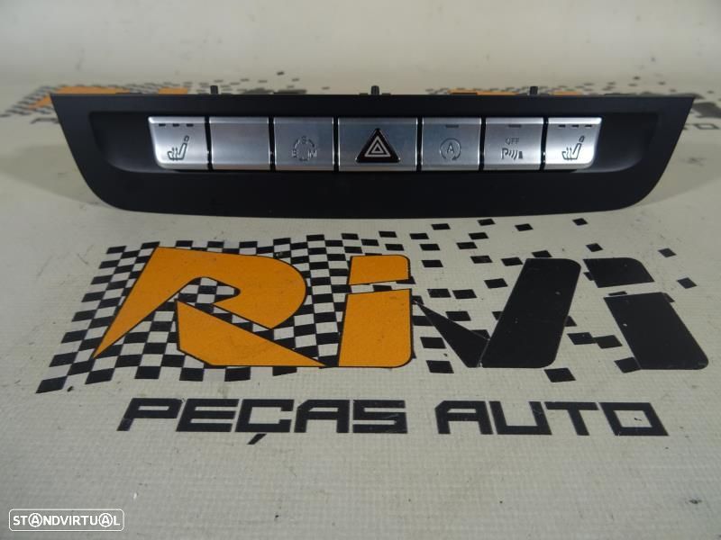 Conjunto De Botões Mercedes-Benz Cla Coupé (C117)  A2469059801 / A 246 - 1