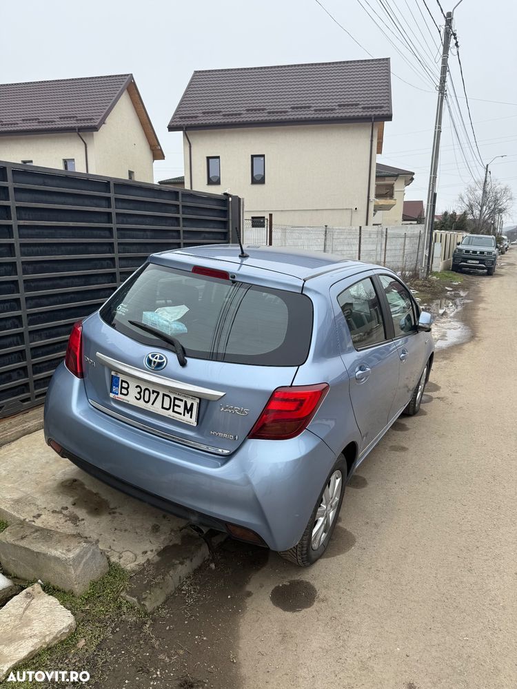 Toyota Yaris 1.5 VVT-i HSD Luna - 27