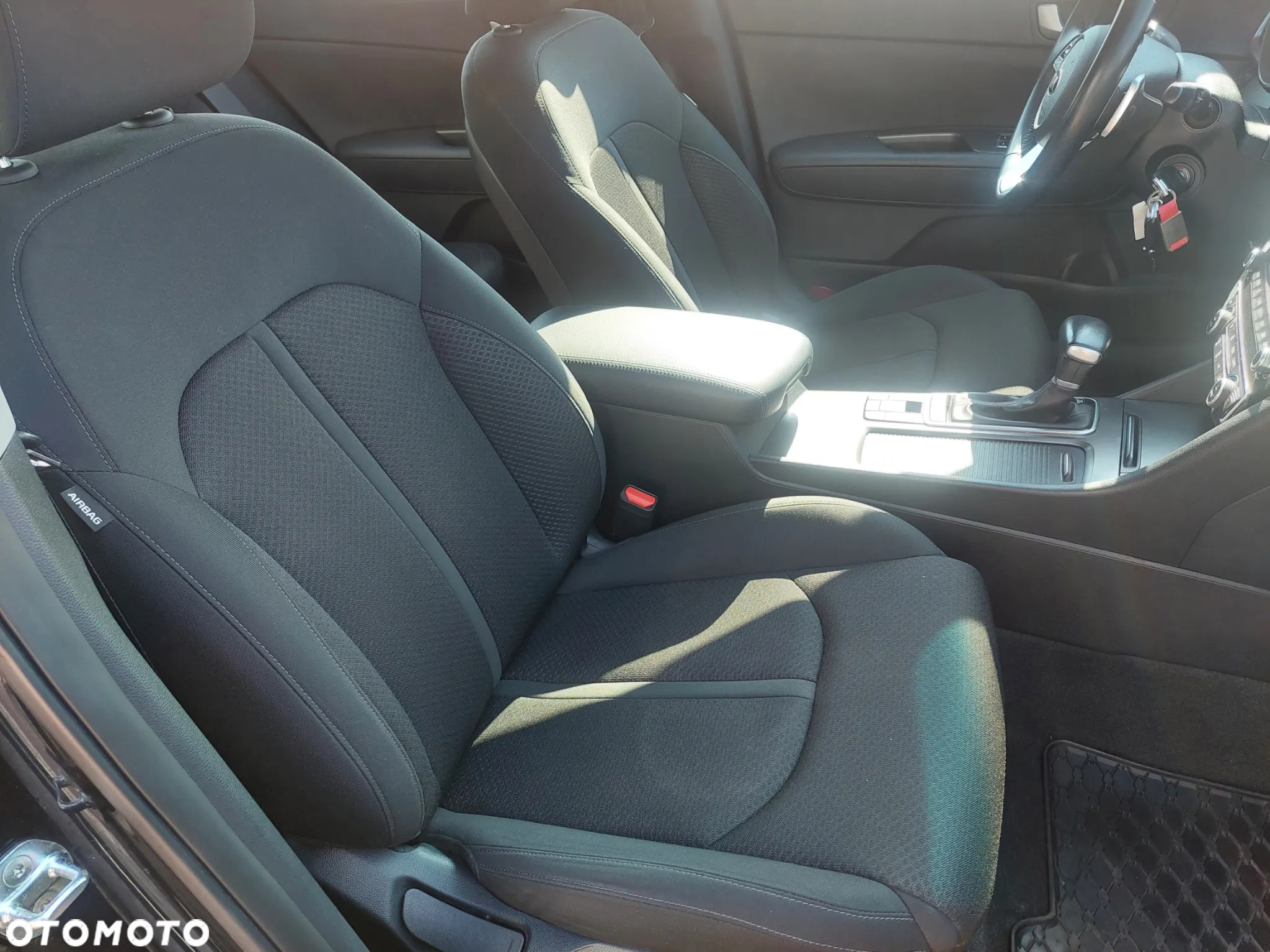 Kia Optima 1.6 T-GDI M DCT - 12