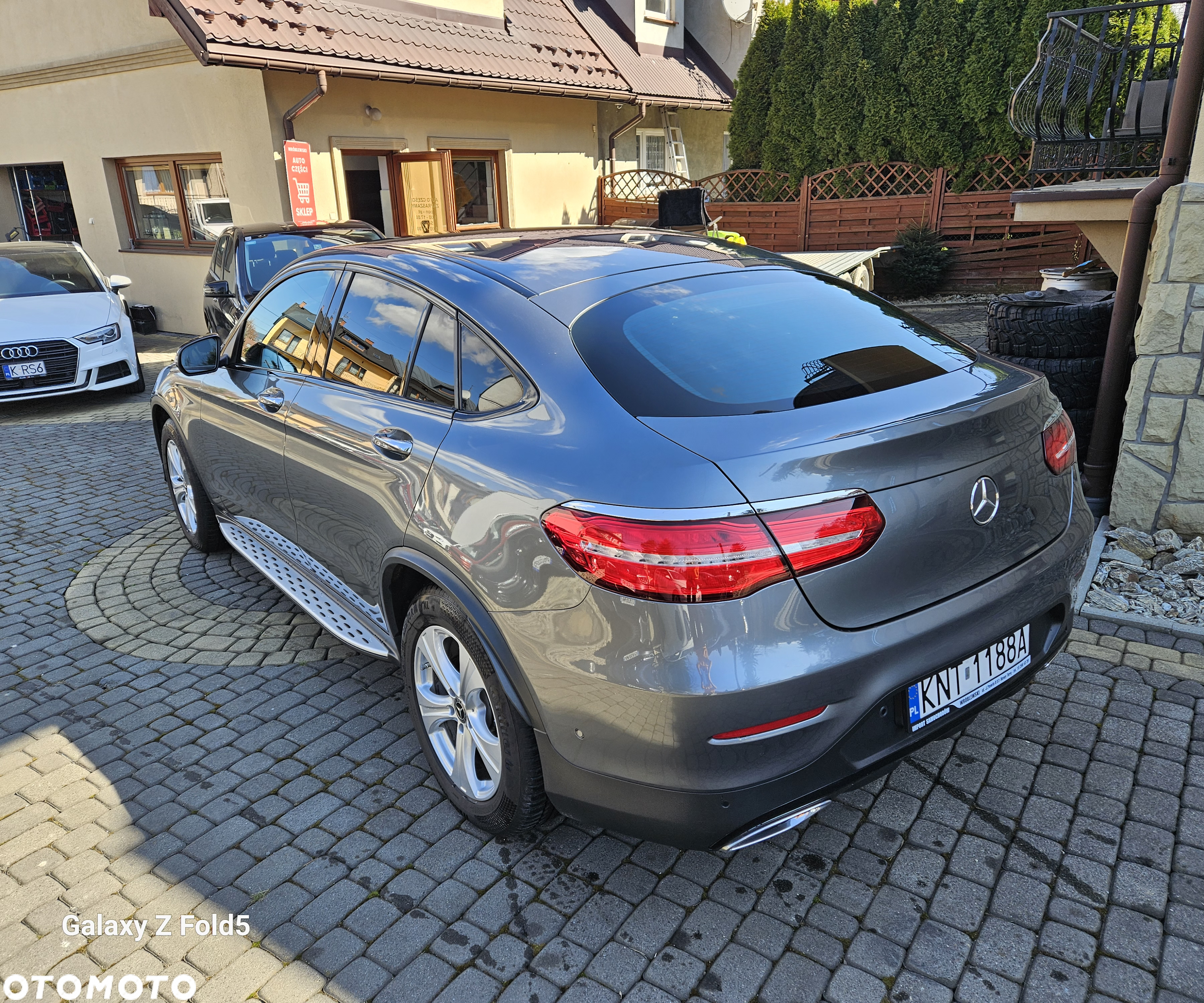 Mercedes-Benz GLC 250 d Coupe 4Matic 9G-TRONIC AMG Line - 11