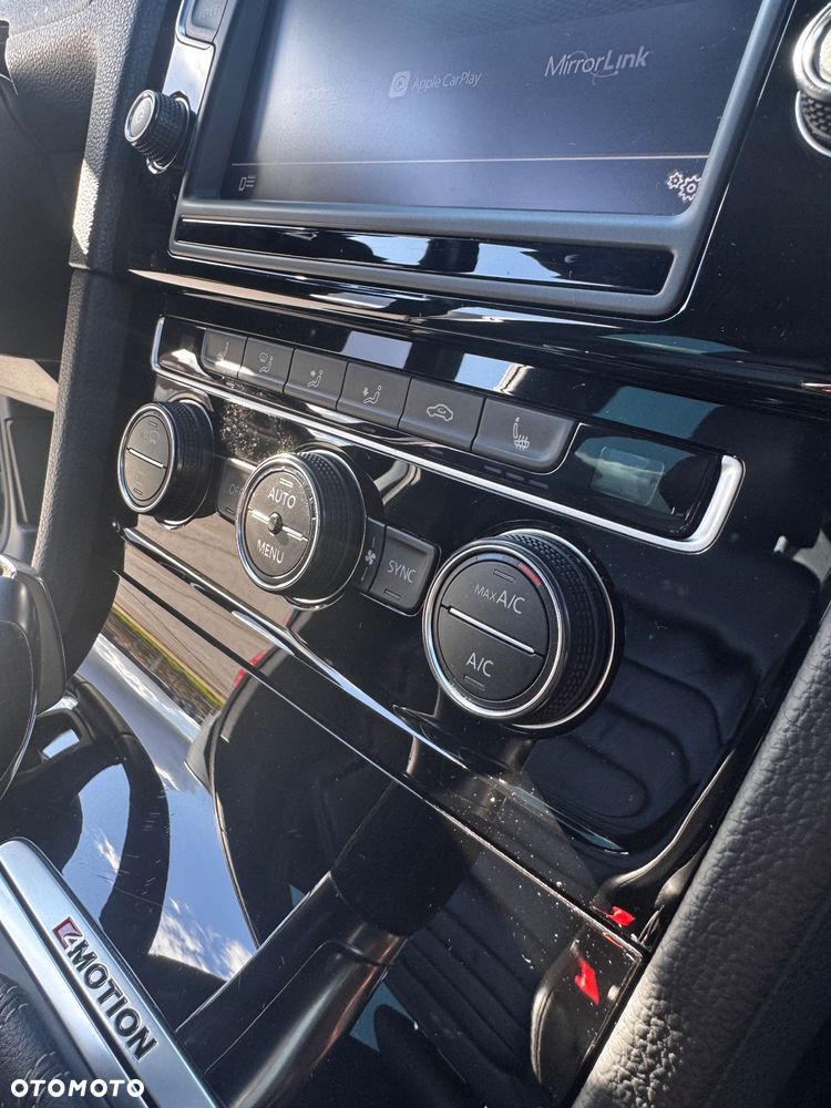 Volkswagen Golf Variant R 4Motion BlueMotion Technology DSG - 28