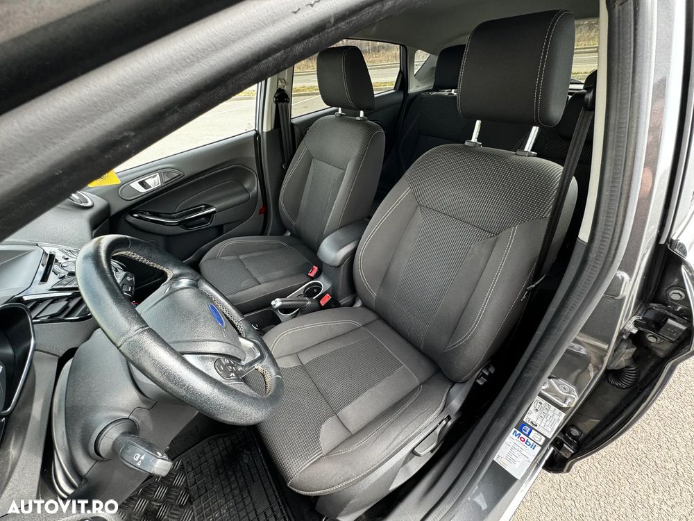 Ford Fiesta 1.0 EcoBoost Powershift Titanium - 9