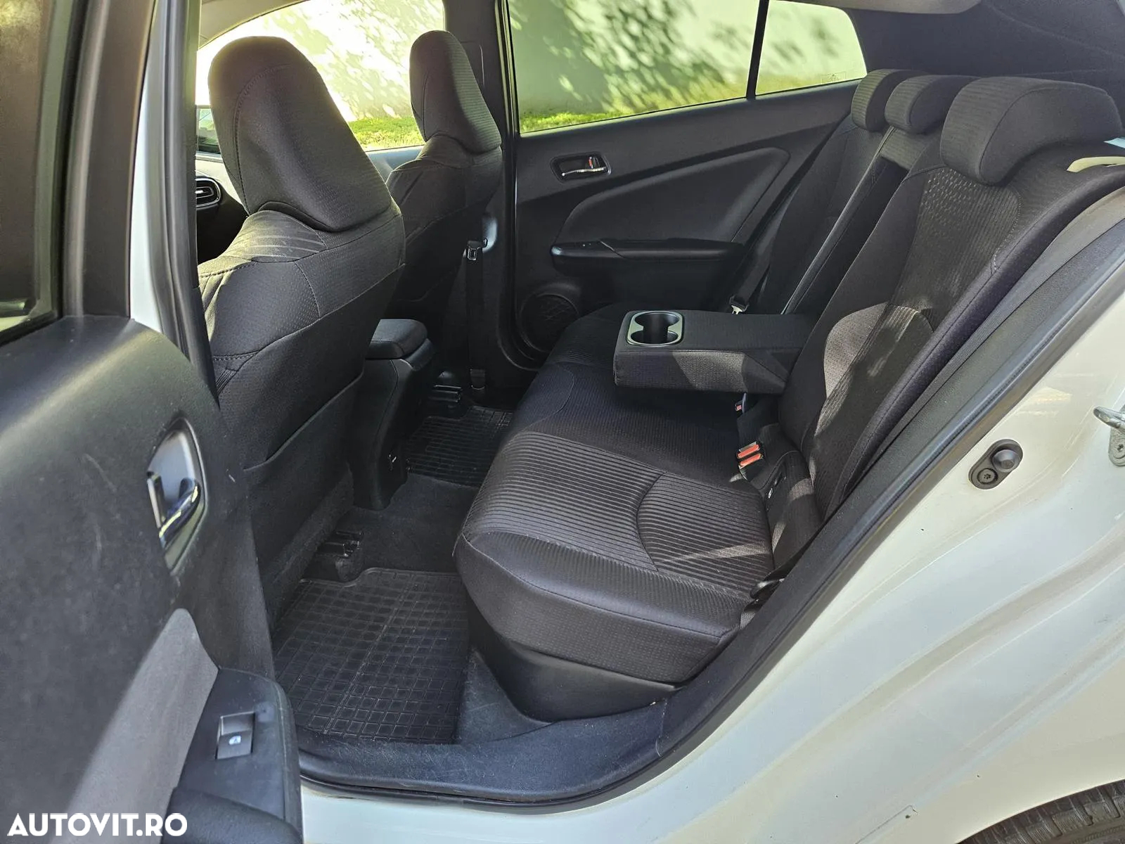 Toyota Prius - 10