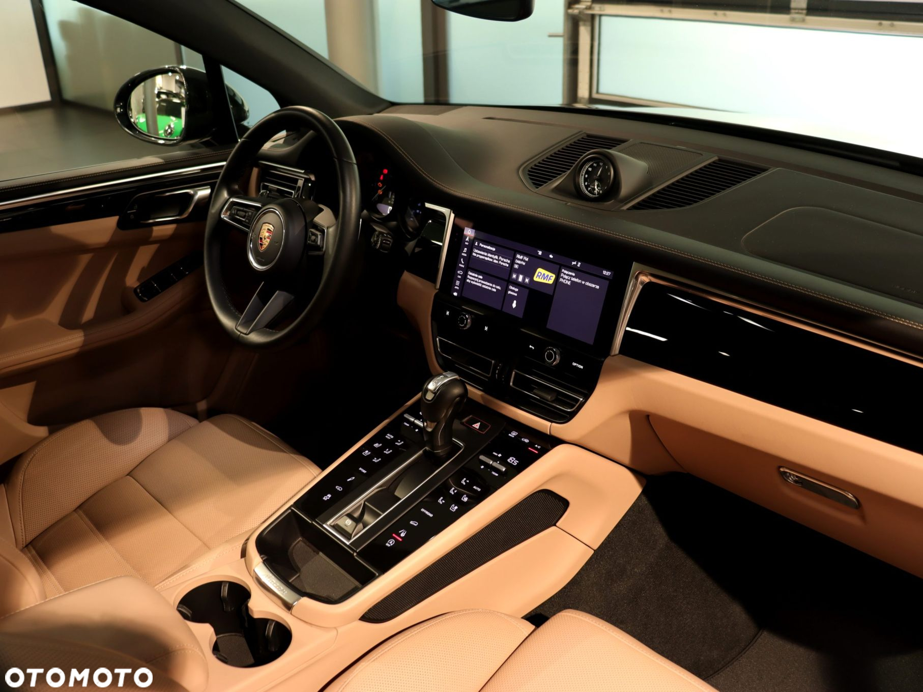 Porsche Macan - 18
