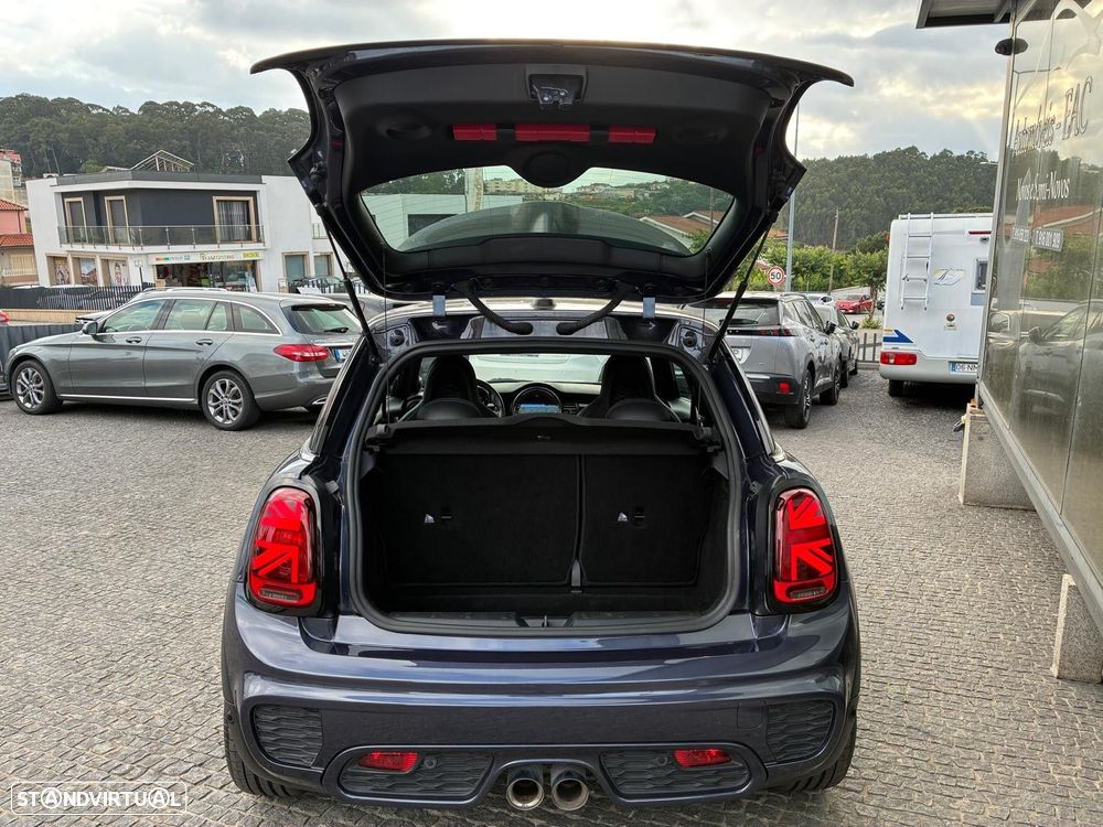 MINI 3 Portas John Cooper Works Auto Desportiva - 8