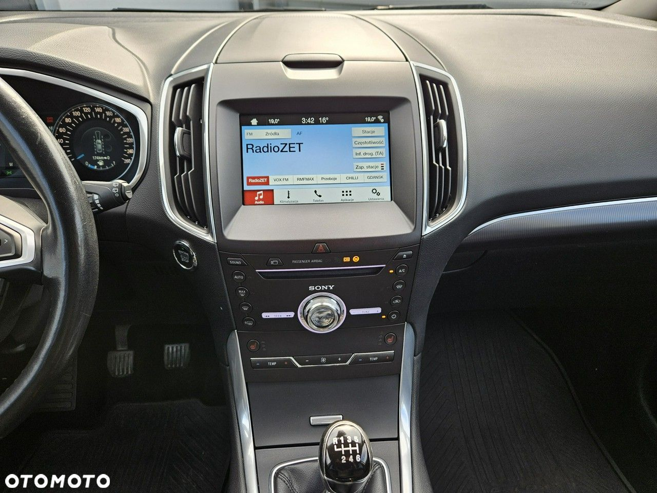 Ford Galaxy 1.5 EcoBoost Start-Stopp Titanium - 32