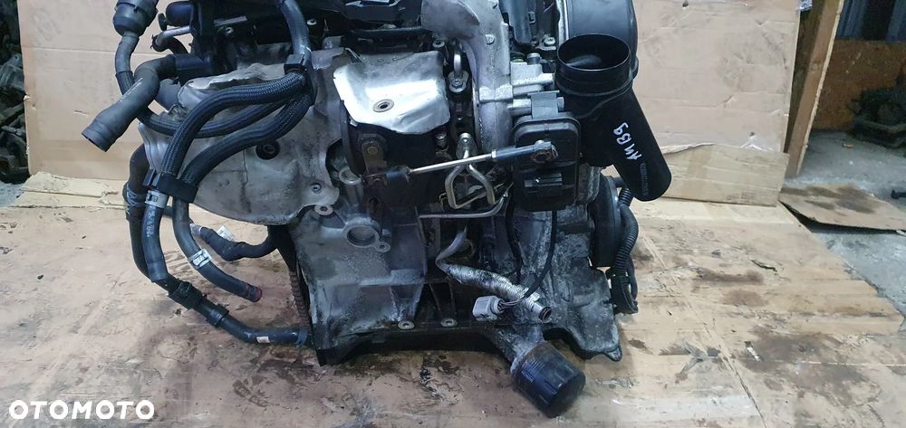 Silnik blok silnika słupek Audi A4 B9 1.4 TFSI CVN - 3