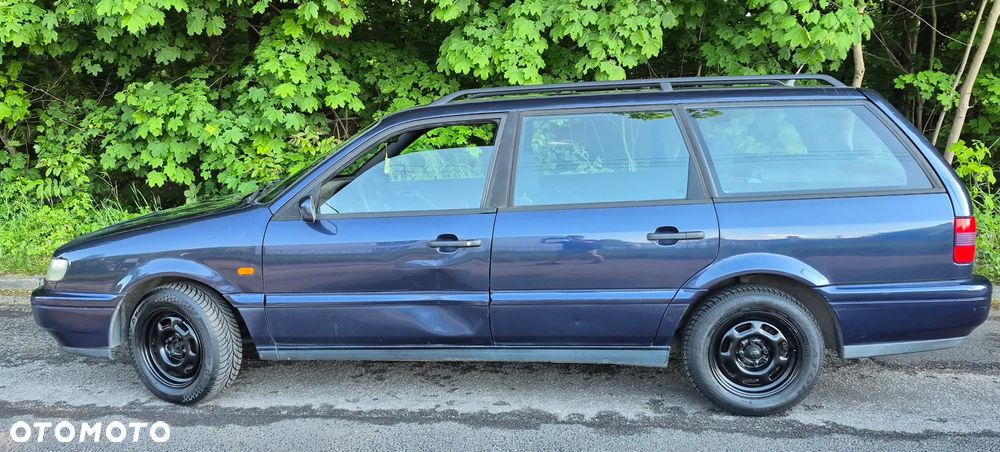 Volkswagen Passat 1.6 CL - 4