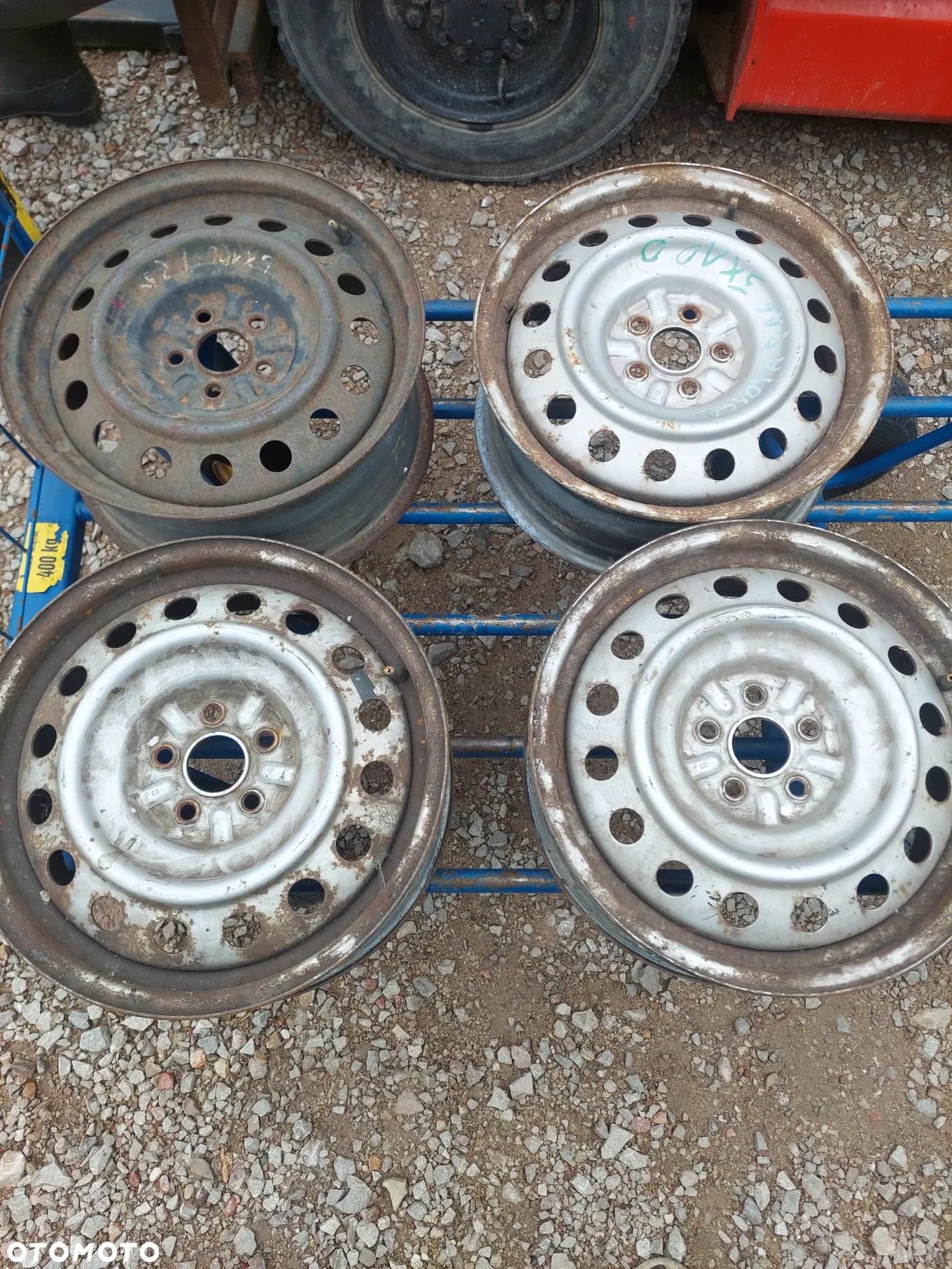 Felgi Stalowe 5X100 R16 ET45 TOYOTA - 1