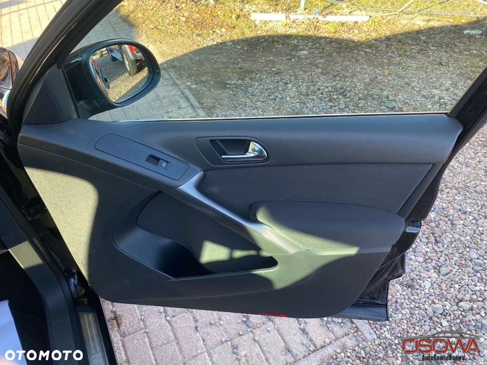 Volkswagen Tiguan - 21