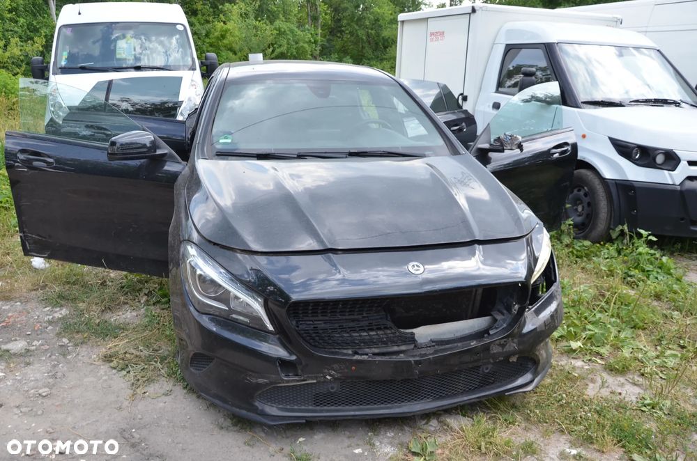 Mercedes-Benz CLA 220 d 7G-DCT AMG Line - 19