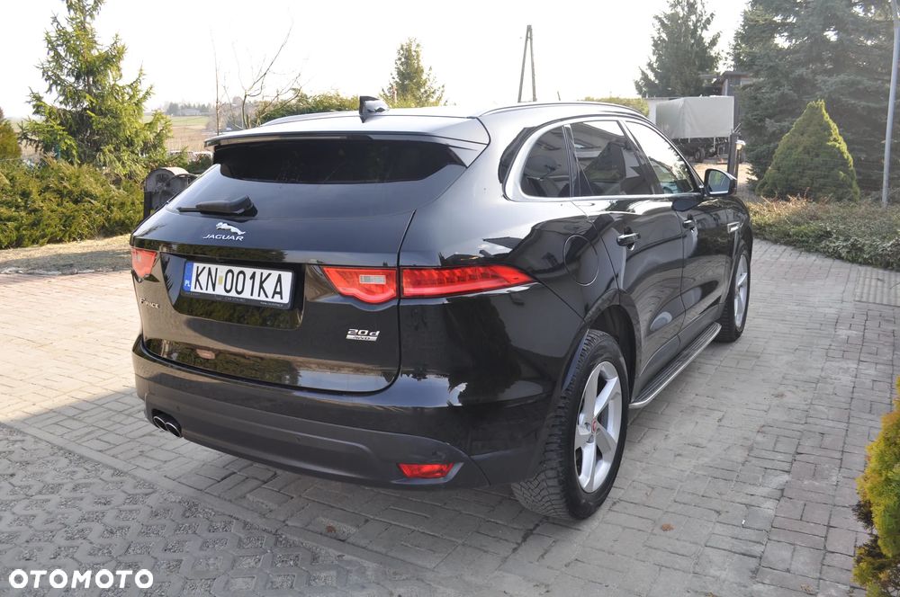Jaguar F-Pace - 7