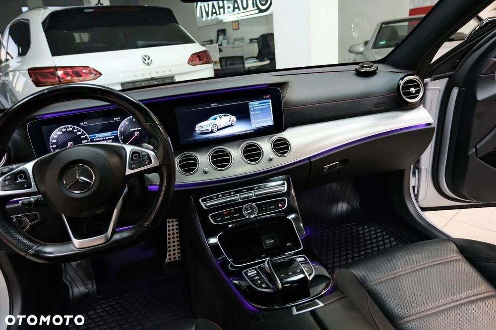 Mercedes-Benz Klasa E 43 AMG 4Matic 9G-TRONIC - 22