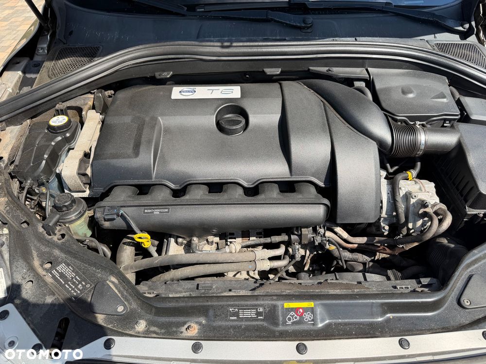 Volvo XC 60 - 35