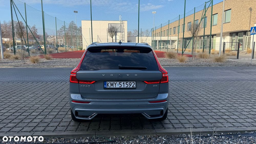 Volvo XC 60 B5 B R-Design - 6