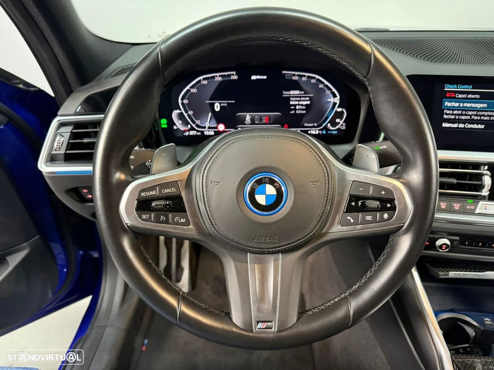 BMW 330 e Touring Pack Desportivo M Auto - 5