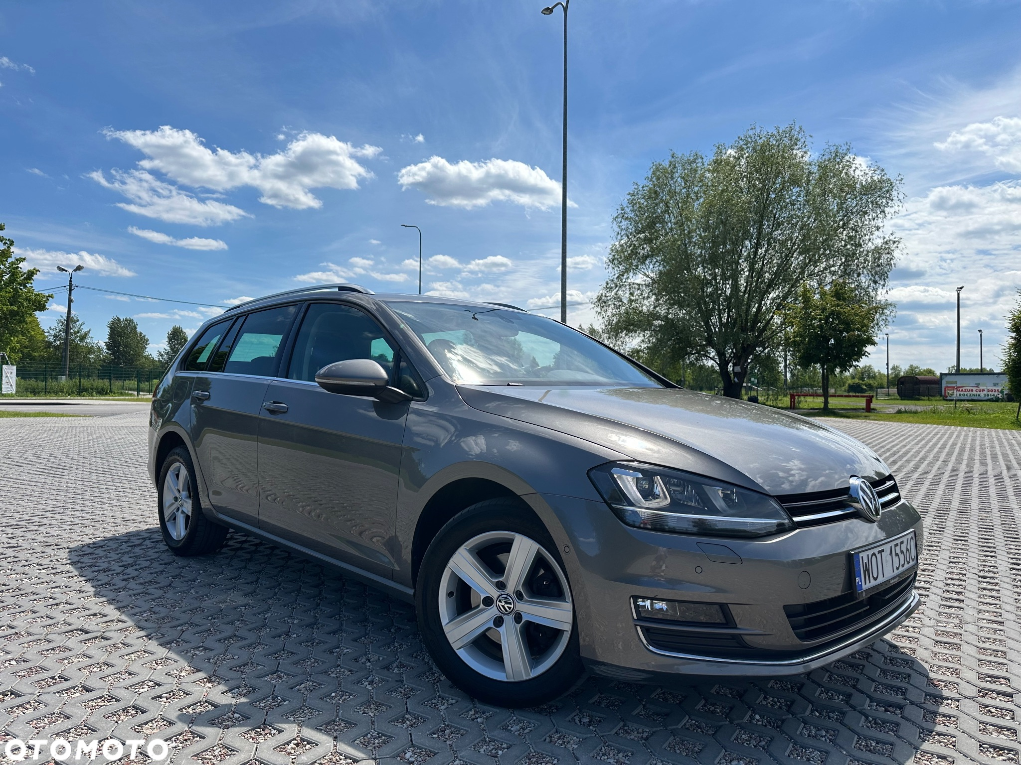 Volkswagen Golf 2.0 BlueTDI 4Motion Highline - 3