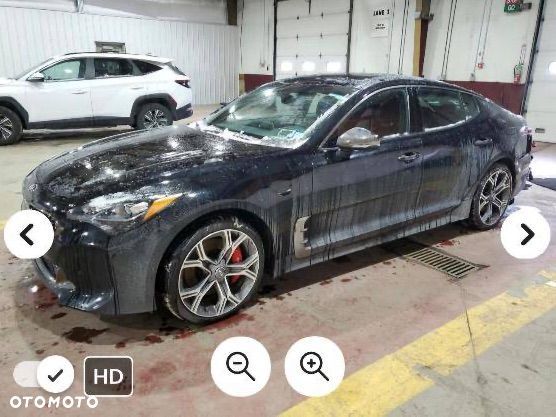 Kia Stinger - 32