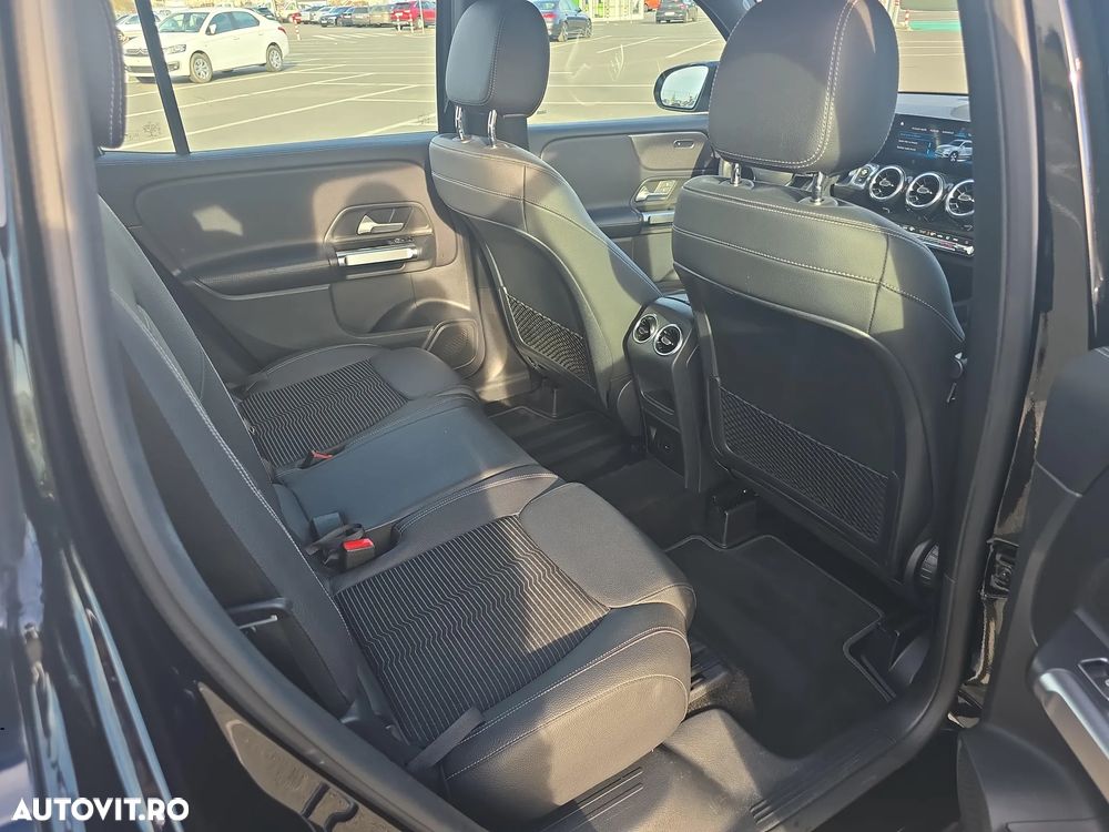 Mercedes-Benz GLB - 31