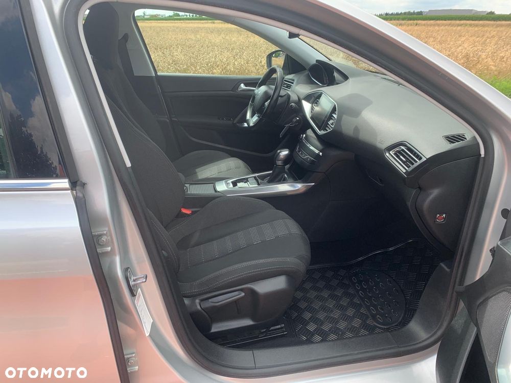 Peugeot 308 SW 1.6 BlueHDi Active S&S EAT6 - 30