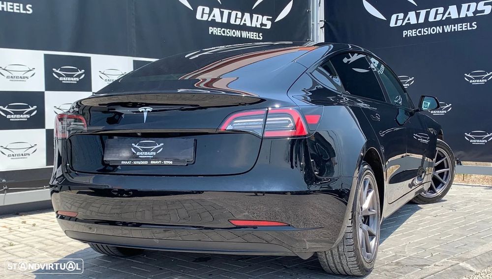 Tesla Model 3 Standard Range Plus RWD - 2