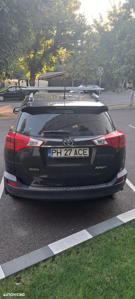 Toyota RAV4 2.0 D-4D 2WD Comfort - 2