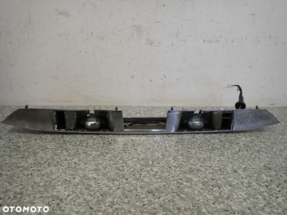 NISSAN XTRAIL T30 01- LISTWA KLAPY TYLNEJ LAMPKI TABLICY - 8