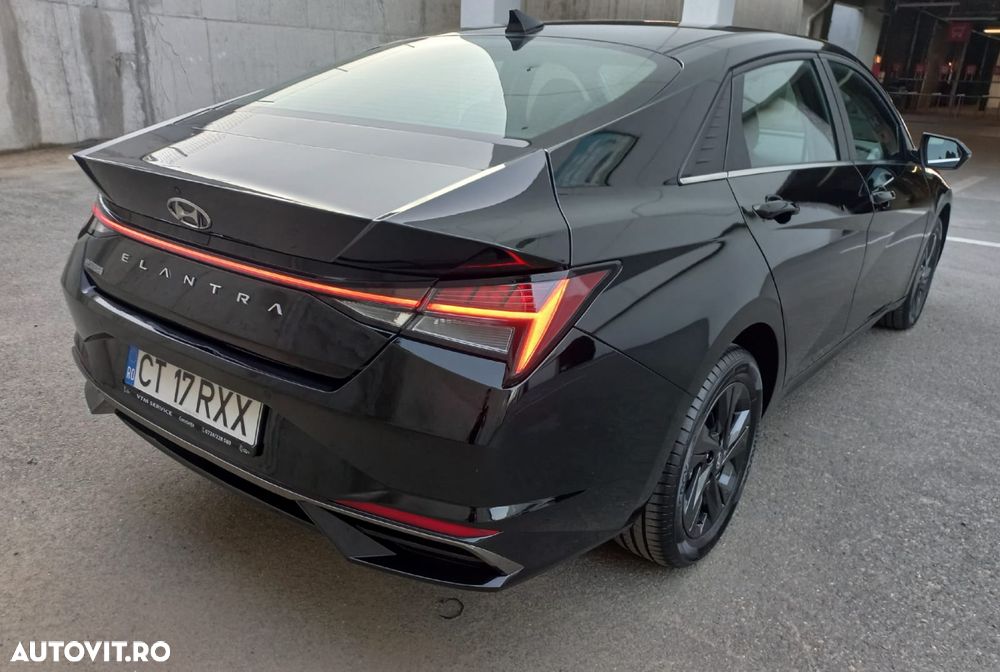 Hyundai Elantra 1.6 l 123 CP CVT Highway - 7