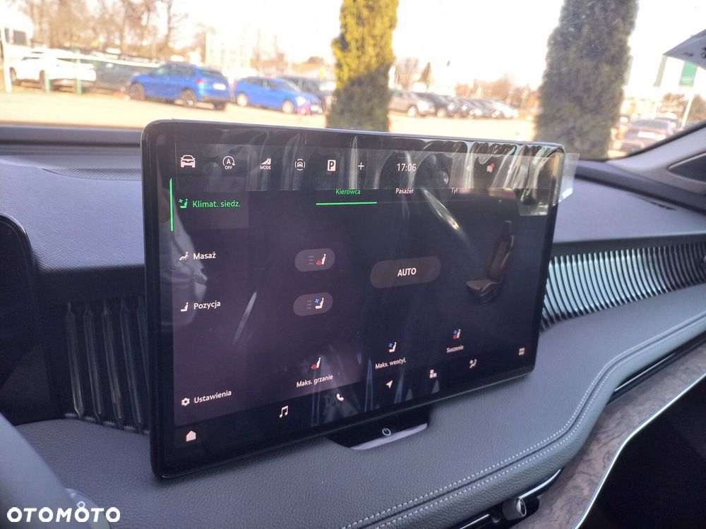 Skoda Superb 2.0 TDI SCR 4x4 L&K DSG - 32
