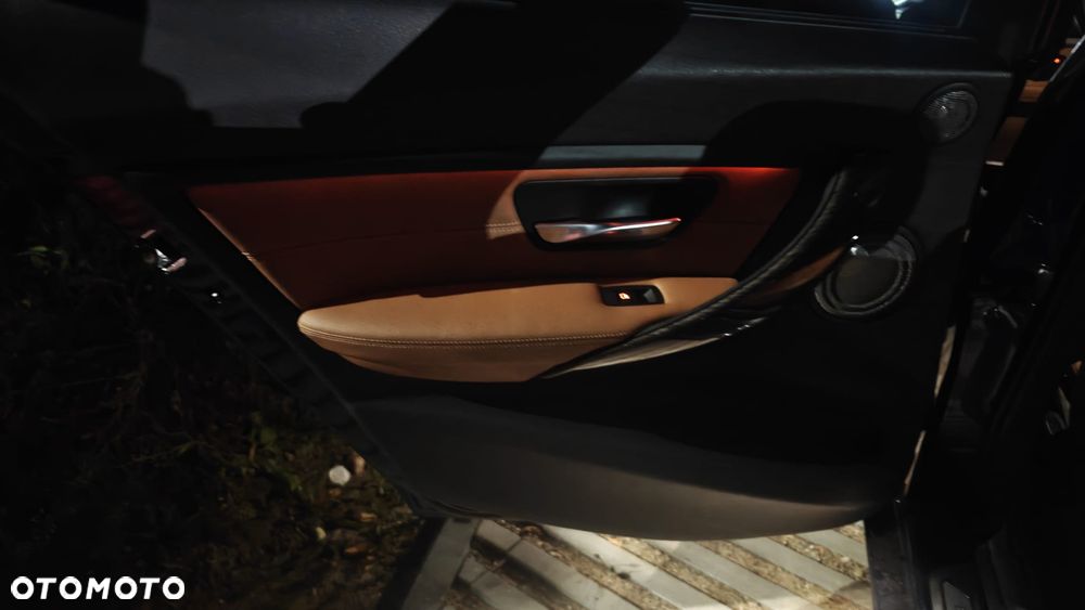 BMW Seria 3 - 23