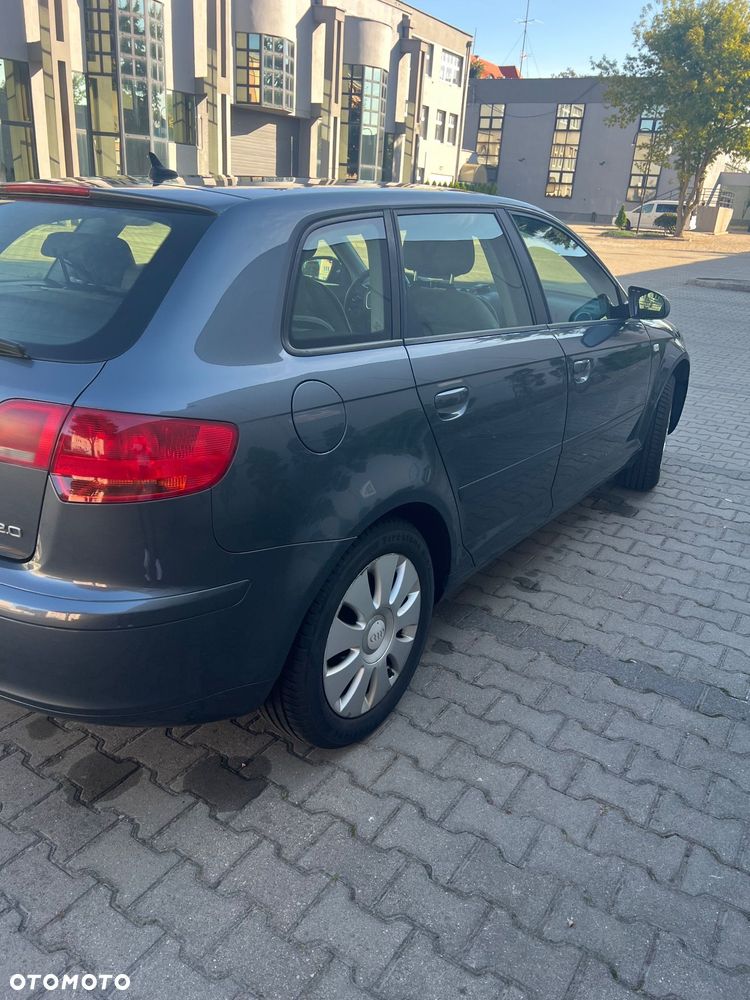 Audi A3 Sportback - 12