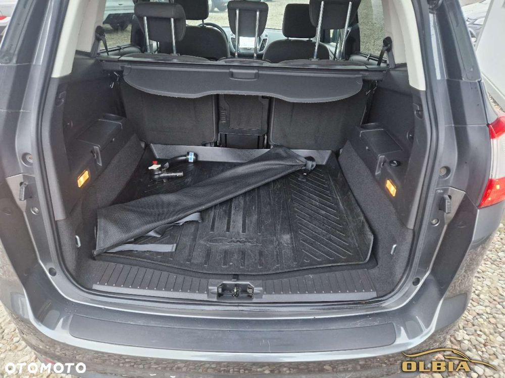 Ford Grand C-MAX - 18