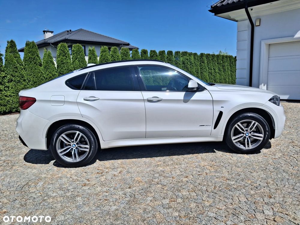 BMW X6 xDrive30d - 10
