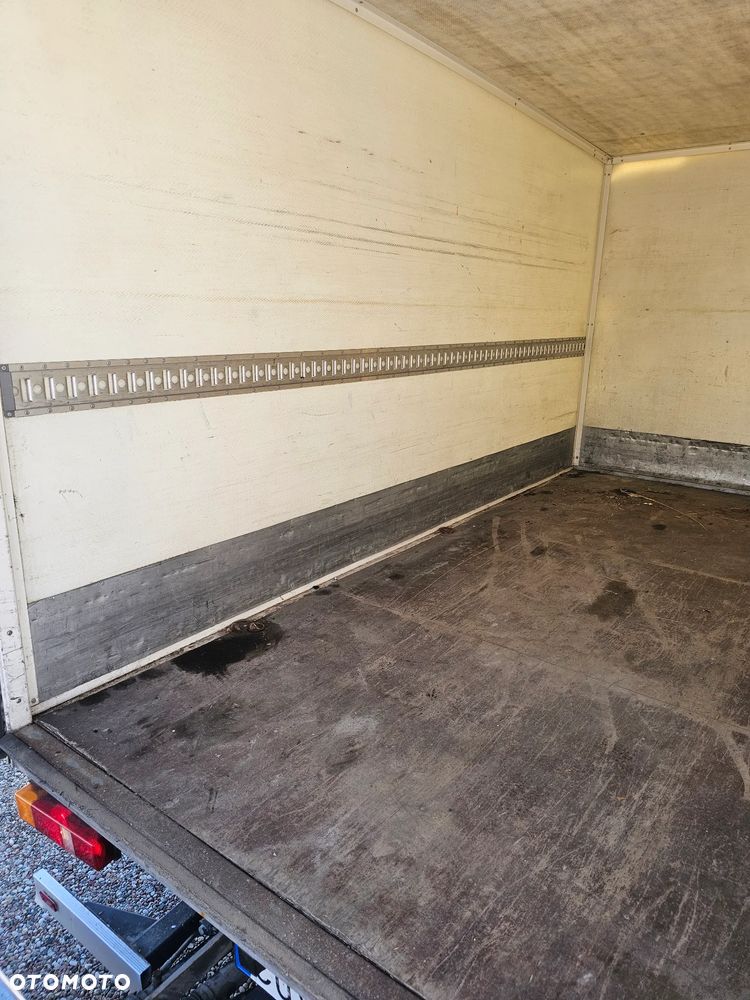 Ford Transit - 11