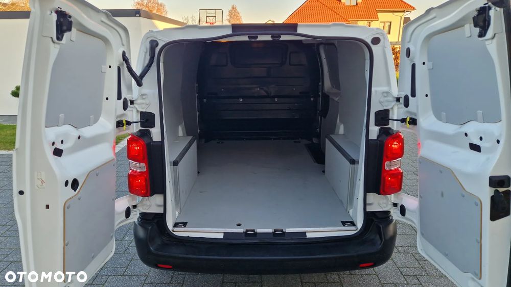 Opel Vivaro - 22
