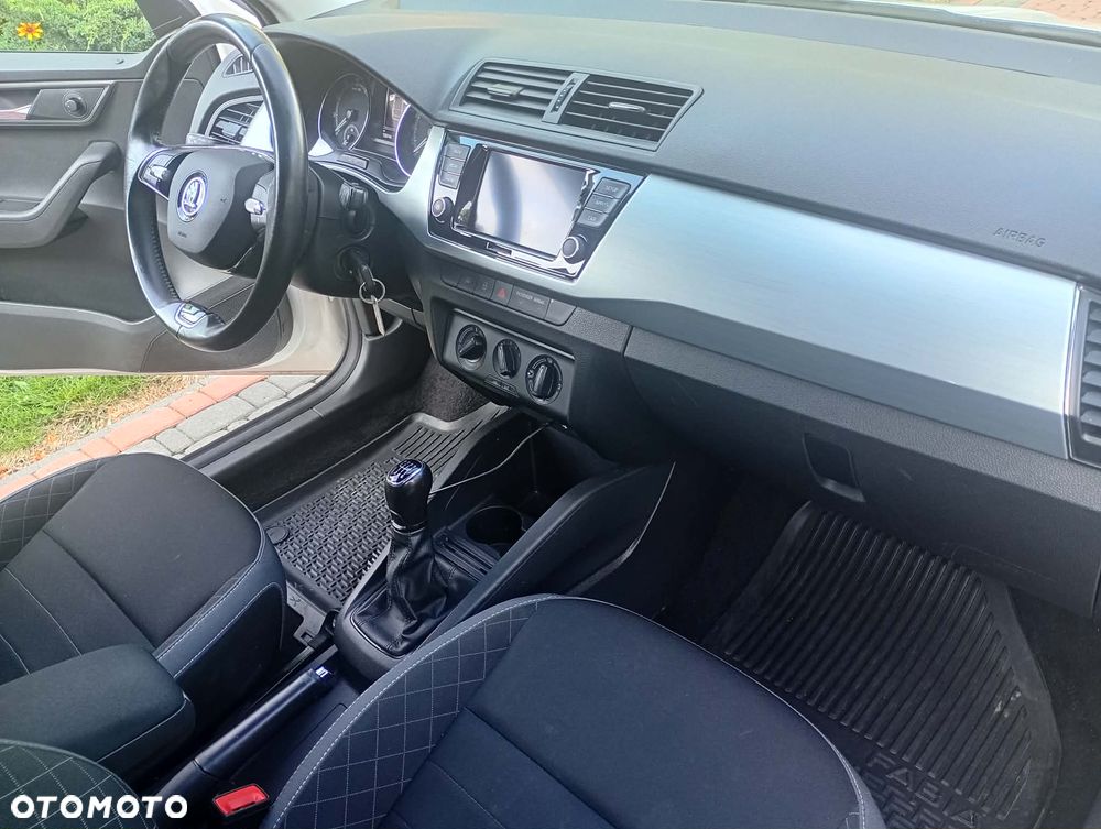 Skoda Fabia 1.0 TSI Ambition - 2