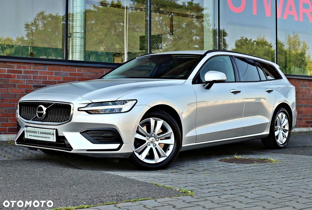 Volvo V60 B4 D Momentum - 4