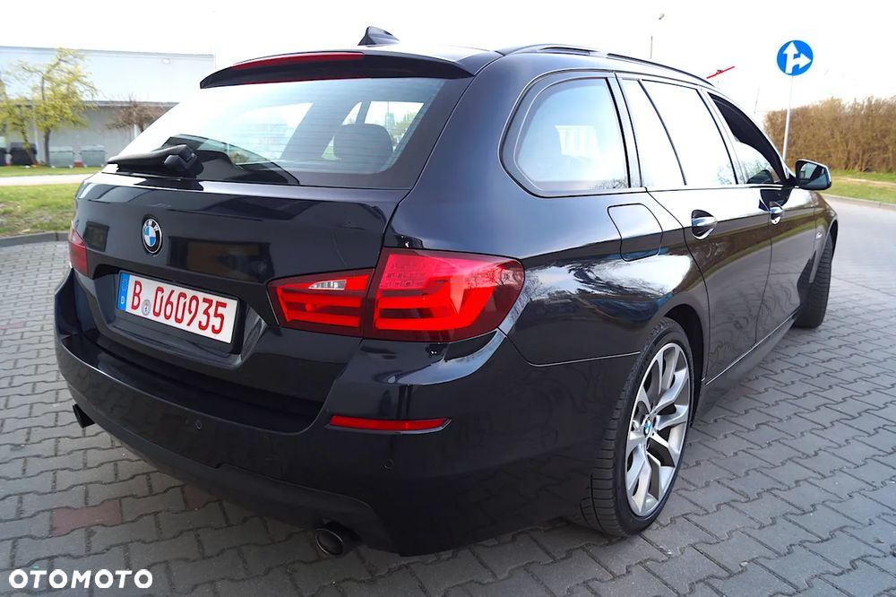BMW Seria 5 535d Sport-Aut - 17