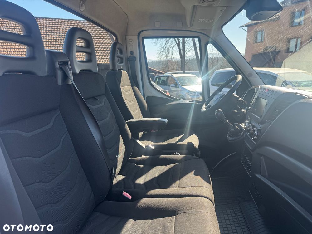 Iveco DAILY 35C17 - 25