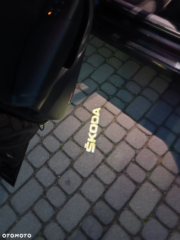 Skoda Octavia 1.5 TSI ACT Style DSG - 22